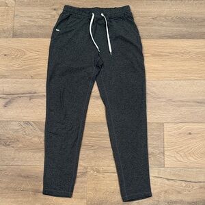 Vuori Men’s Charcoal Jogger Pants